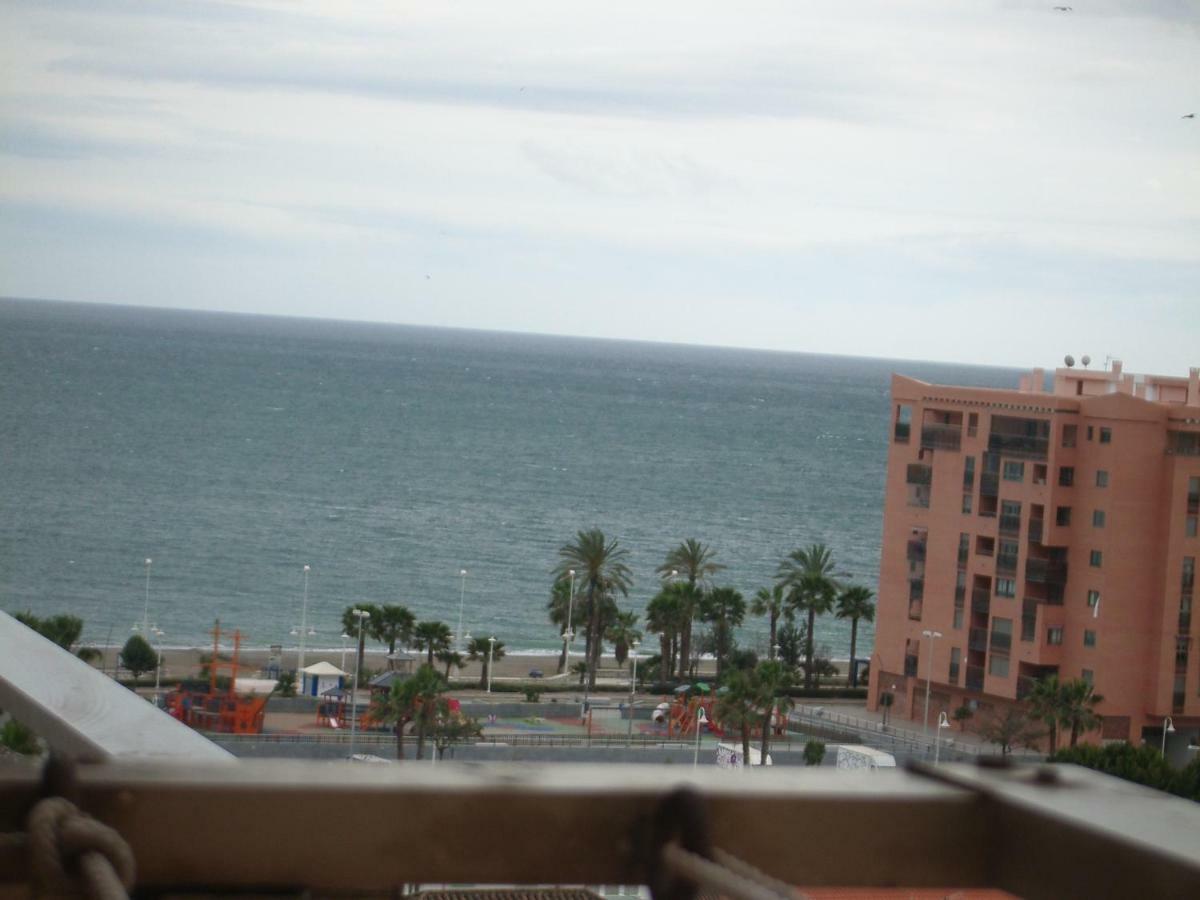 Paseo Maritimo De Poniente Apartment Málaga Exterior foto