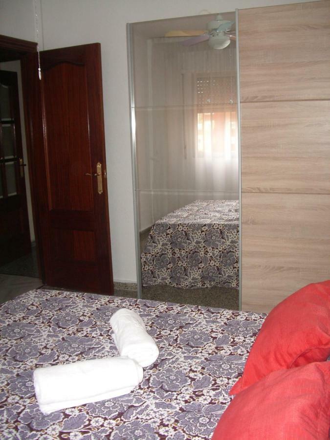 Paseo Maritimo De Poniente Apartment Málaga Exterior foto